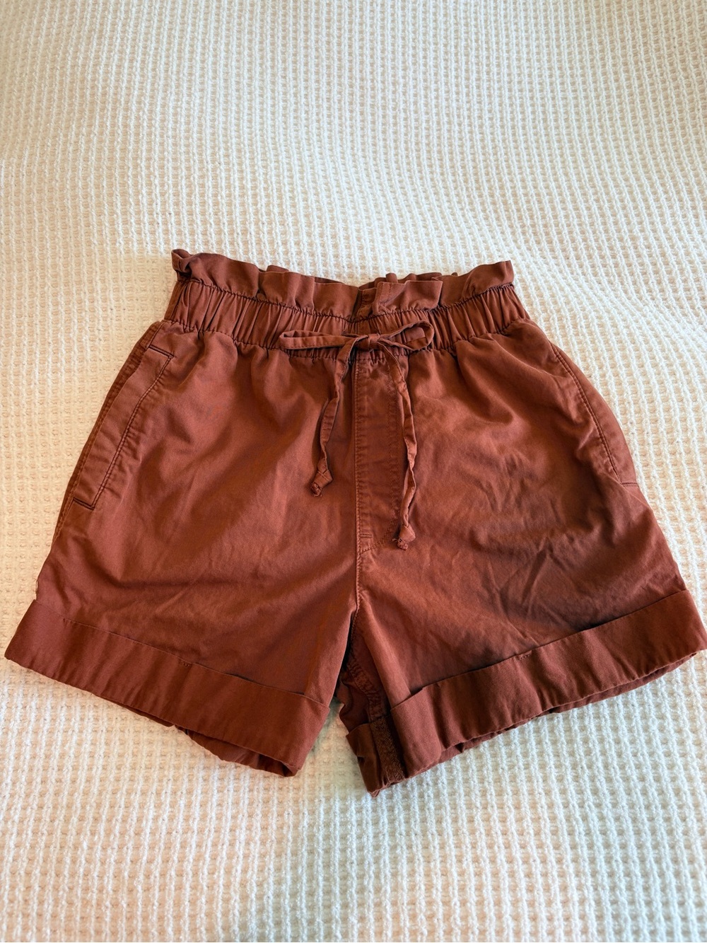 Abercrombie & Fitch Rust Paperbag Waist High-Rise Shorts Sz XS